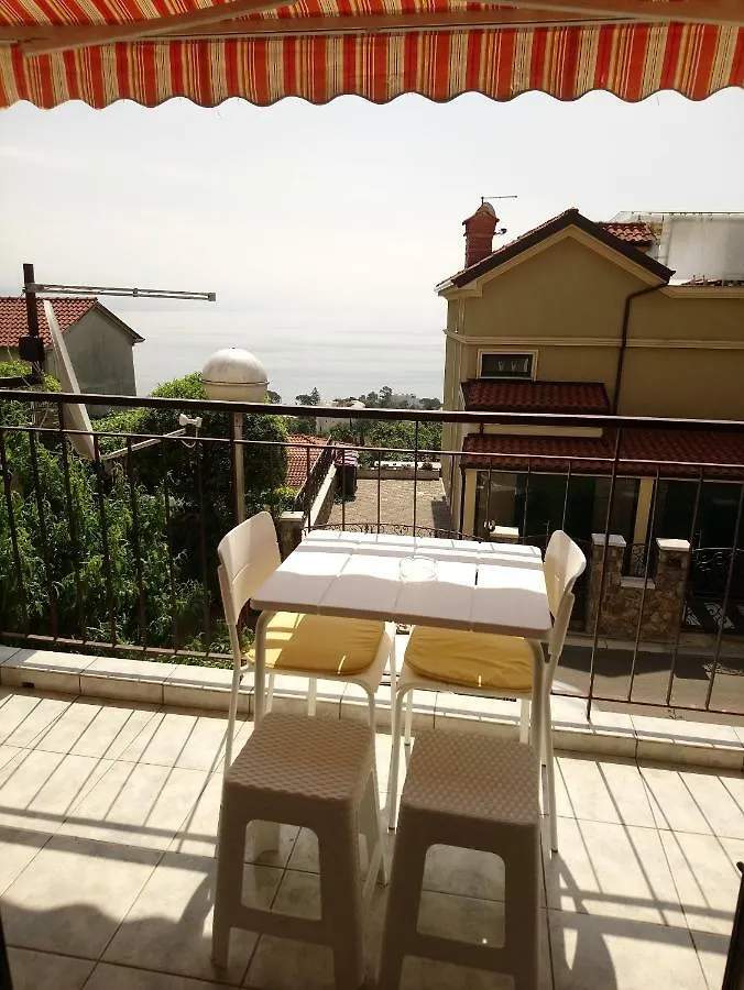 Charming Hill Apartment Opatija