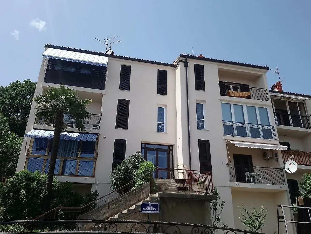 Charming Hill Apartment Opatija